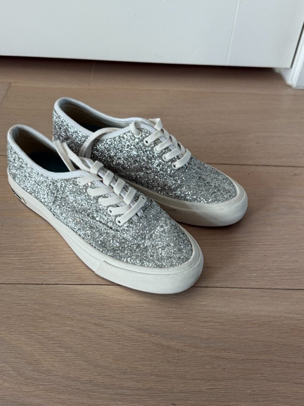 SeaVees Silver Glitter Sneakers Size 7.5 Sparkle Lace Up Shoes Casual Glam